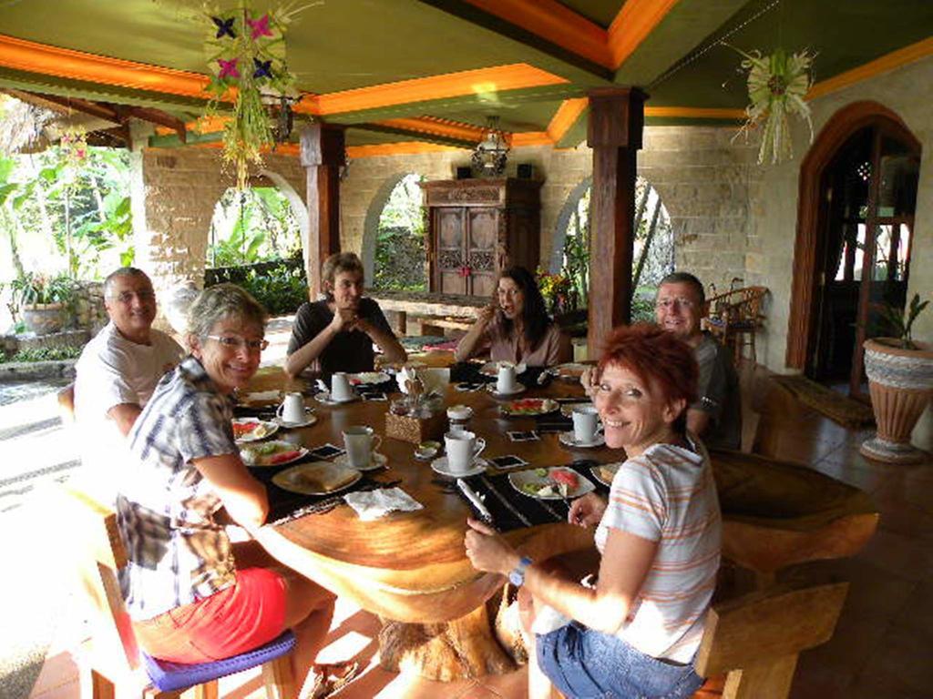 Saudara Home Ubud Bagian luar foto